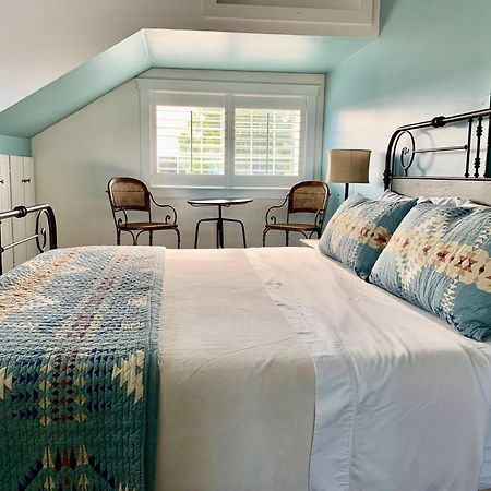 Dungeness Barn House Bed And Breakfast At Two Crows Farm Sequim Esterno foto