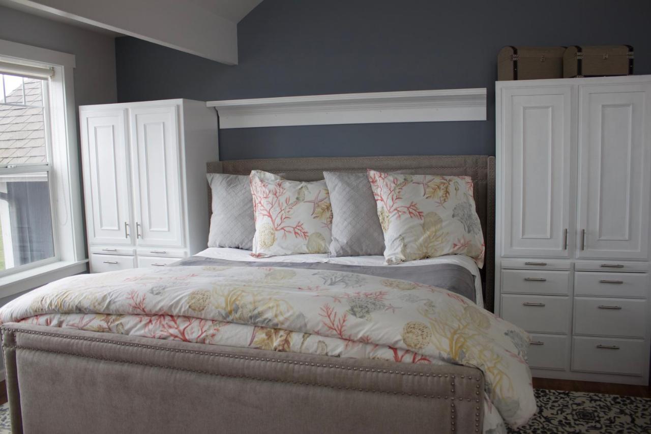 Dungeness Barn House Bed And Breakfast At Two Crows Farm Sequim Esterno foto
