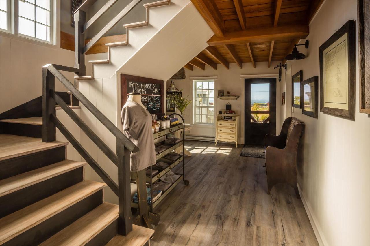 Dungeness Barn House Bed And Breakfast At Two Crows Farm Sequim Esterno foto