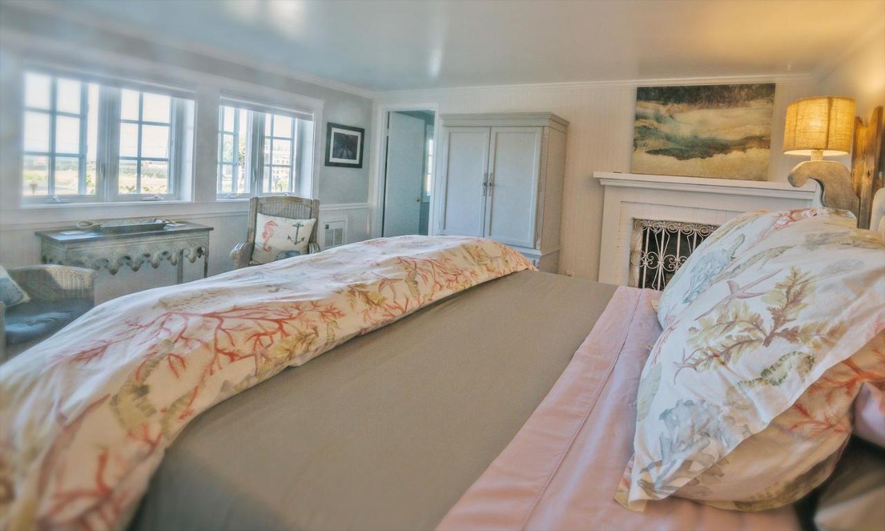 Dungeness Barn House Bed And Breakfast At Two Crows Farm Sequim Esterno foto