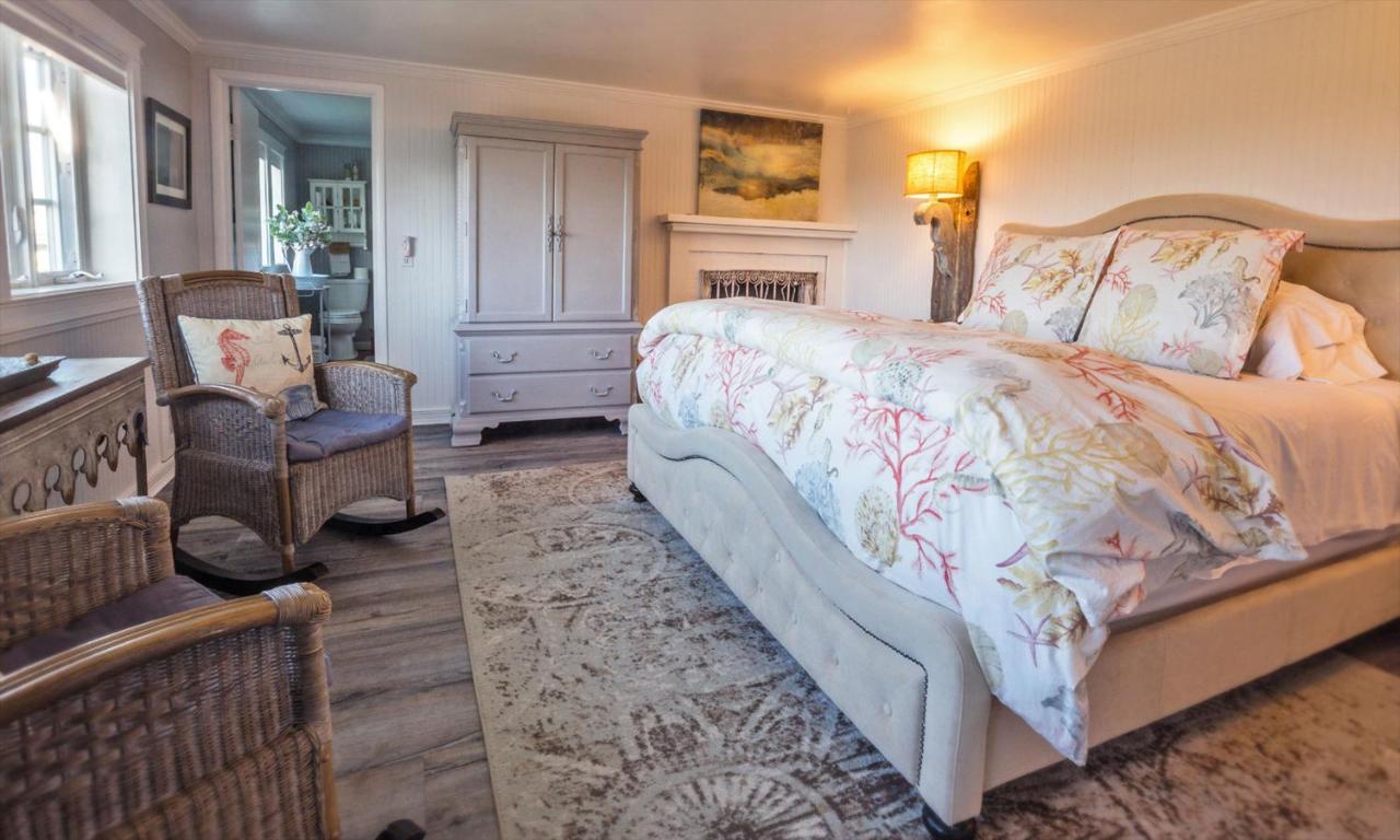 Dungeness Barn House Bed And Breakfast At Two Crows Farm Sequim Esterno foto